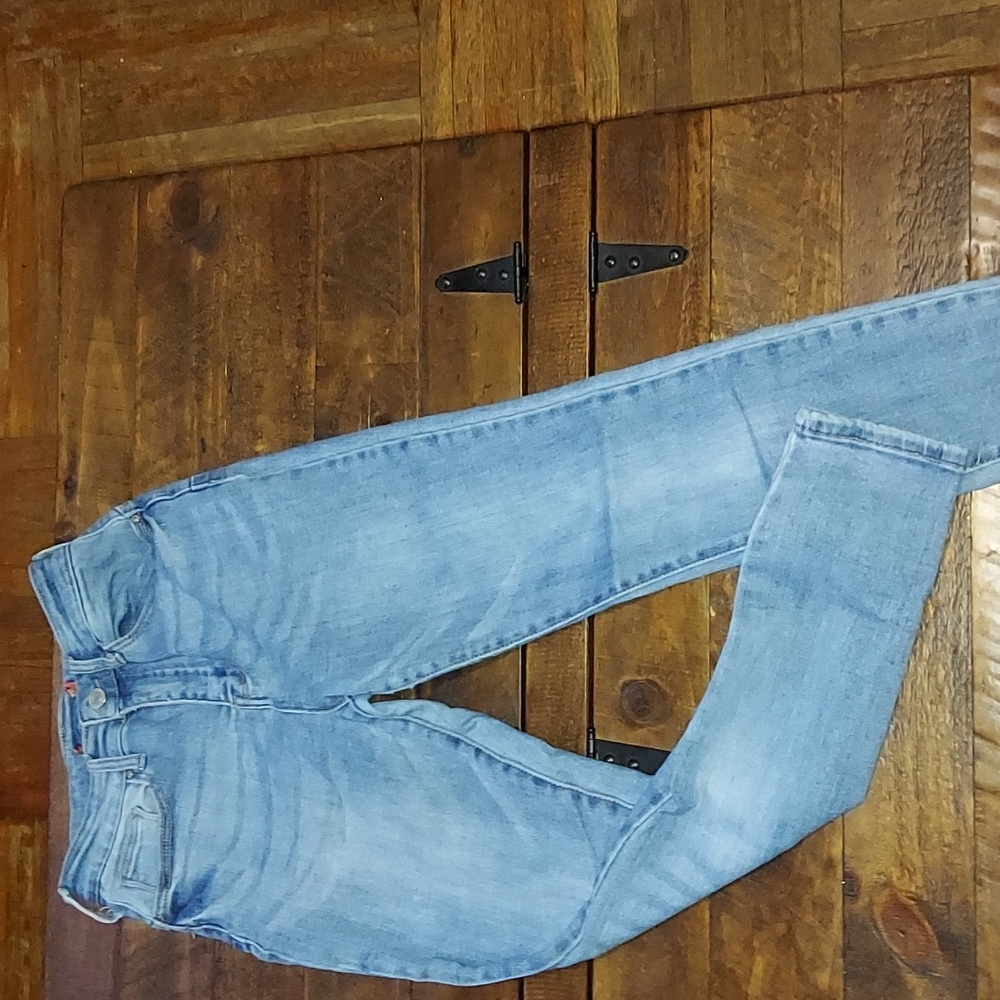 Light denim skinny jeans